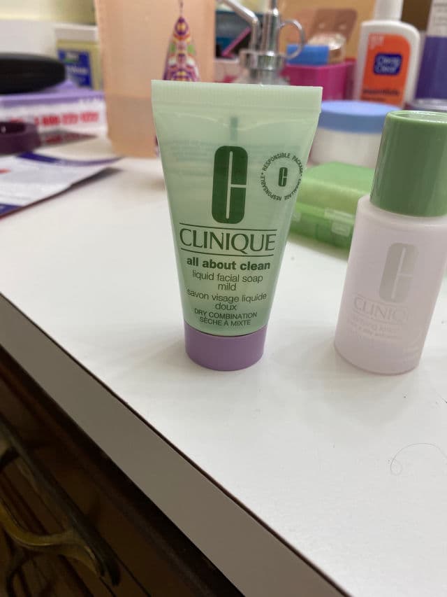 Clinique All About Clean Liquid Facial Soap Mild review photo by lucytsai