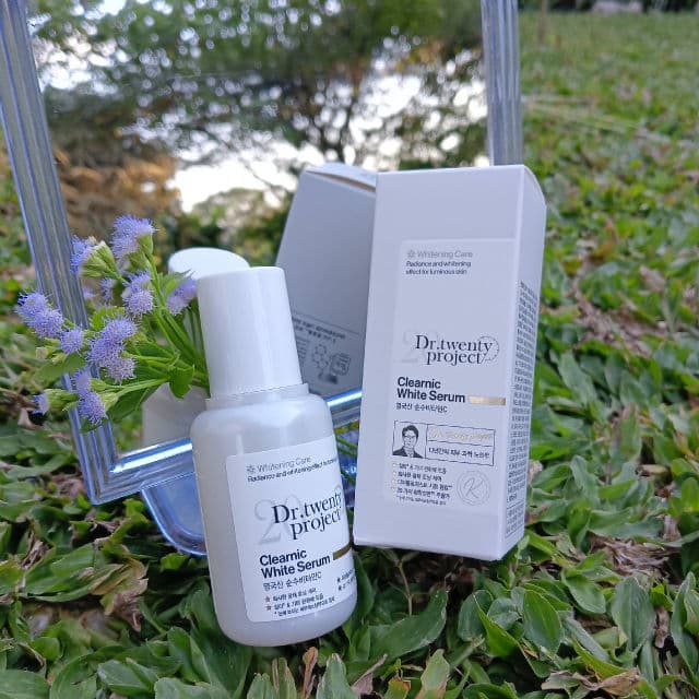 Dr. Twenty Project Clearnic White Serum review photo by SigridB