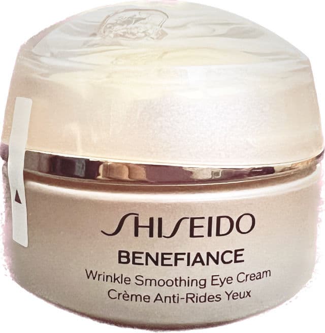 Shiseido Benefiance Wrinkle Smoothing Eye Cream review photo by Ellecharenaj