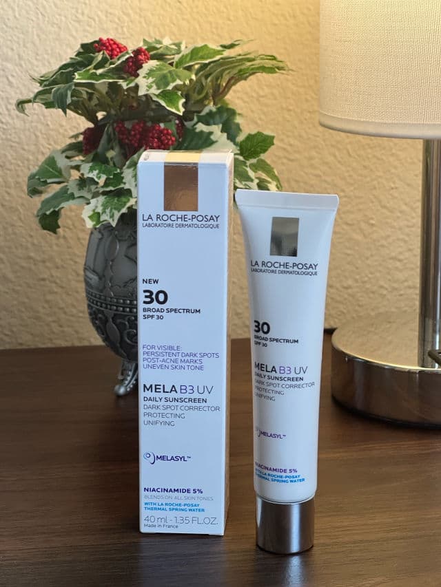 La Roche-Posay Mela B3 UV Broad Spectrum SPF30 review photo by Ellecharenaj