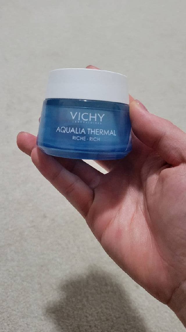 Vichy Laboratories Aqualia Thermal Moisturizing Light Cream review photo by beanglamglow