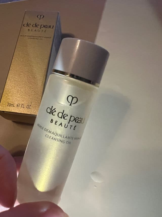 Clé de Peau Beauté Cleansing Cream Oil review photo by lynnc355