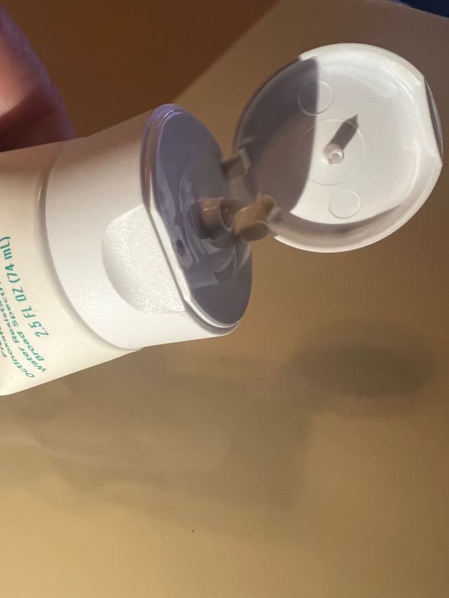 Coppertone Sunscreen Lotion Oil Free + Shine Control Face SPF 45 review photo by lynnc355