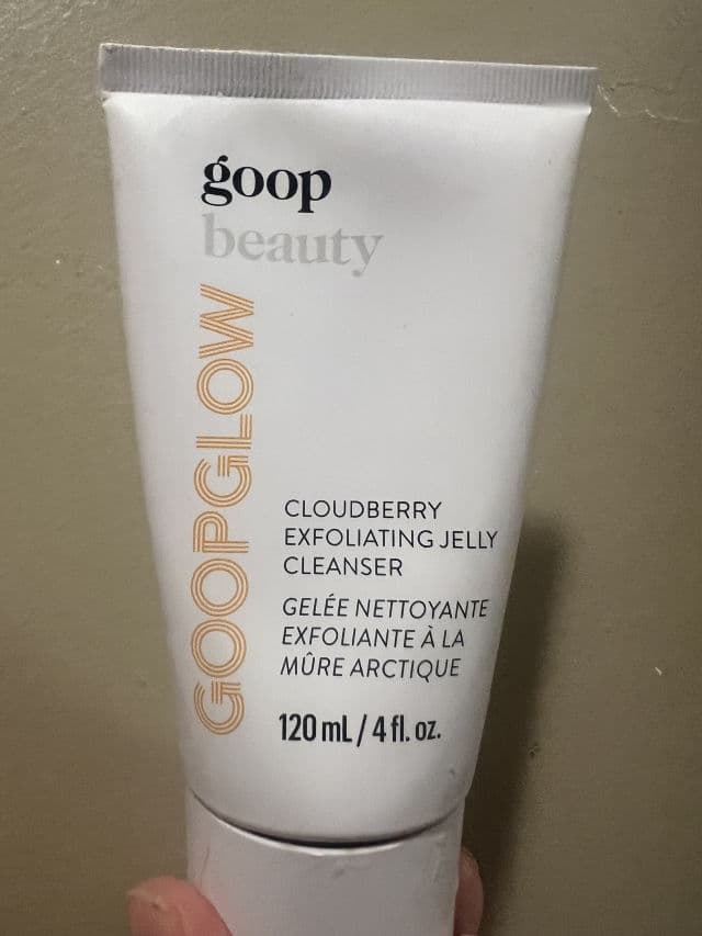 Goop GoopGlow Cloudberry Exfoliating Jelly Cleanser review photo by lynnc355