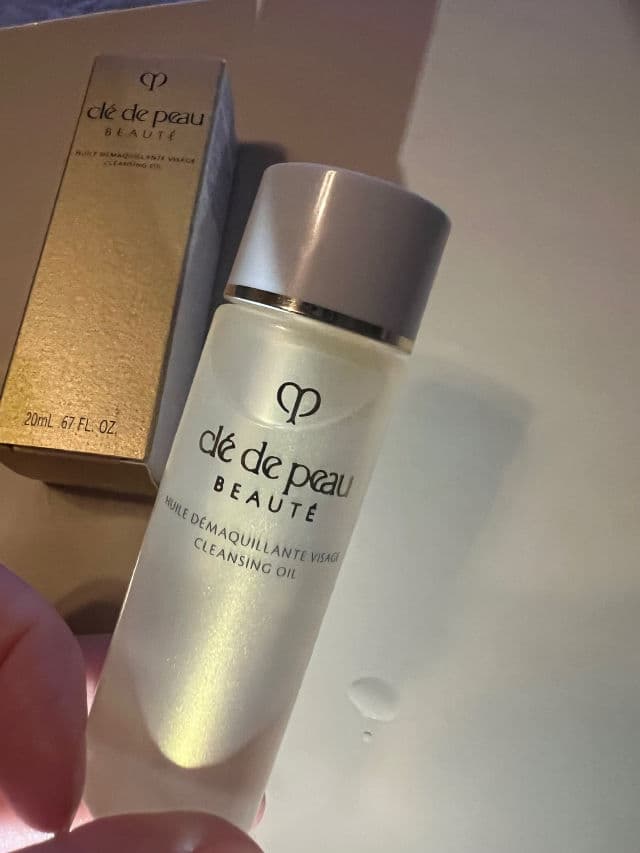Clé de Peau Beauté Cleansing Cream Oil review photo by lynnc355