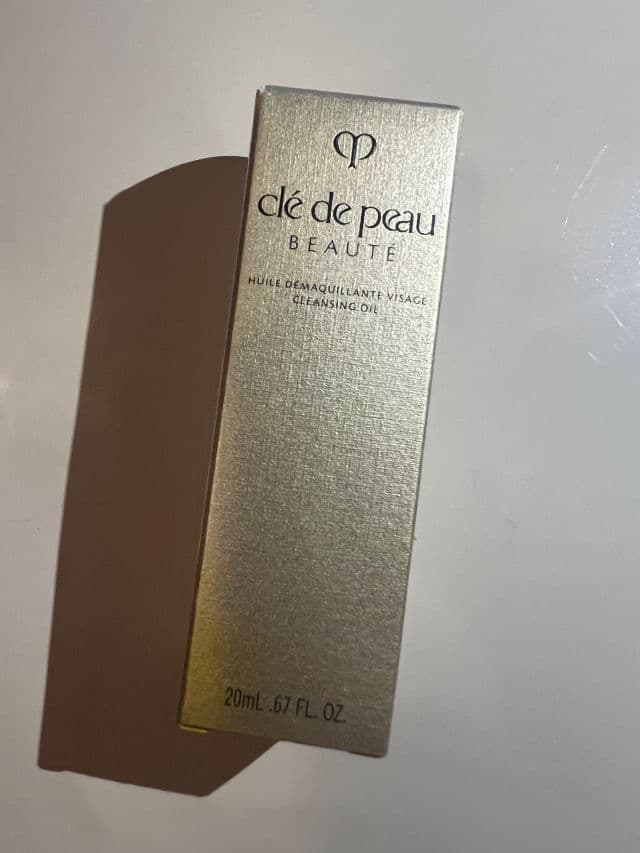 Clé de Peau Beauté Cleansing Cream Oil review photo by lynnc355