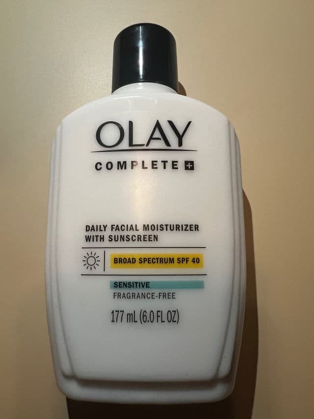Olay Complete Lotion All Day Moisturizer with SPF 15 for Sensitive Skin review photo by lynnc355