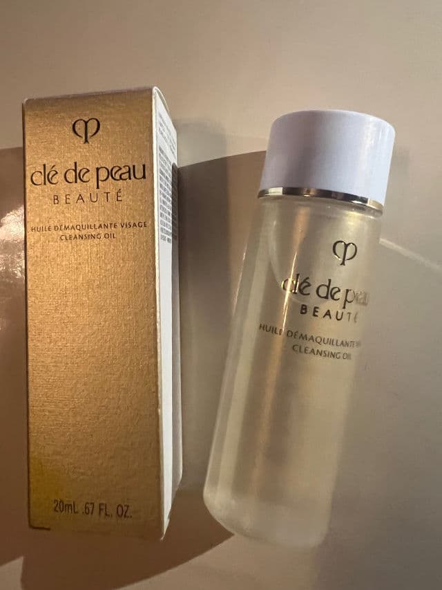 Clé de Peau Beauté Cleansing Cream Oil review photo by lynnc355