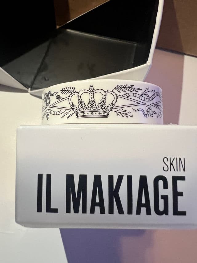 IL MAKIAGE Power Cream Renew Anti Aging Moisturizer review photo by lynnc355