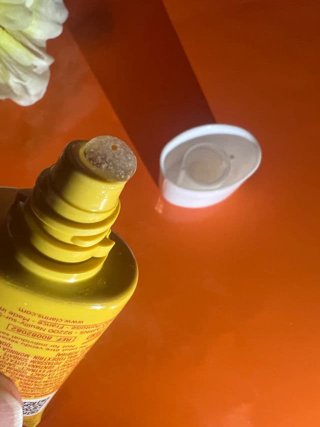 Clarins One-Step Gentle Exfoliating Cleanser review photo by lynnc355