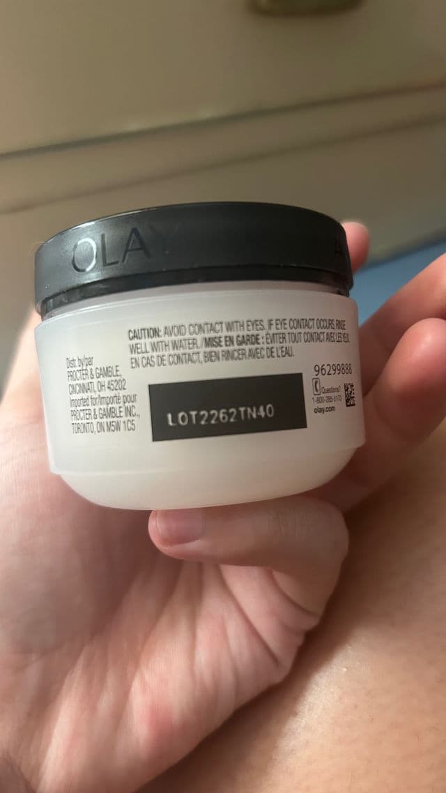 Olay Night of Olay Firming Night Cream Face Moisturizer review photo by HuyenDinh