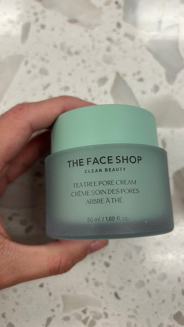 THE FACE SHOP Tea Tree Pore Cream review photo by HuyenDinh
