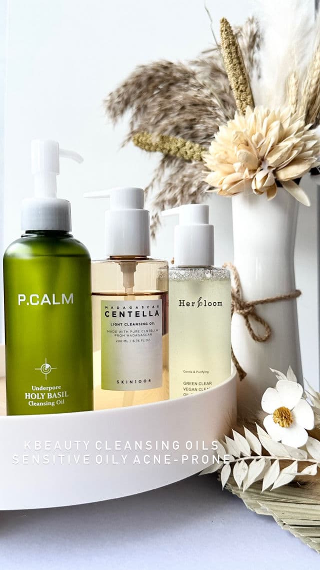 Herbloom Green Clear Vegan Cleansing Oil to Foam review photo by everythingskinkat