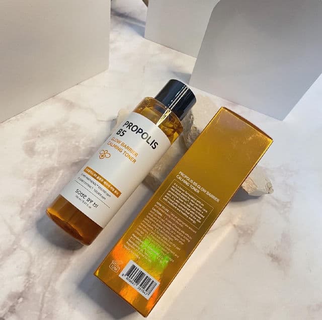 Some By Mi Propolis B5 Glow Barrier Calming Toner review photo by Deviskinjournal