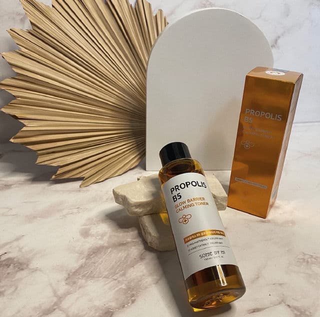 Some By Mi Propolis B5 Glow Barrier Calming Toner review photo by Deviskinjournal