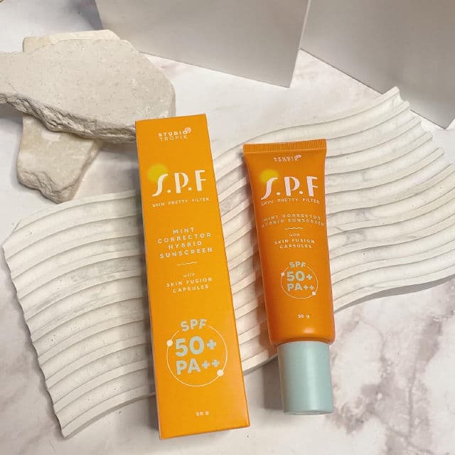 Studio Tropik SPF 50+ PA++ Skin Pretty Filter review photo by Deviskinjournal