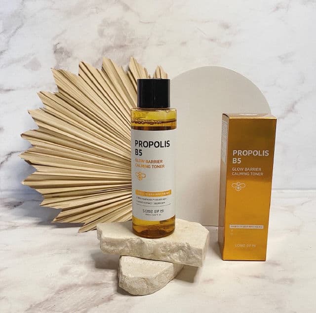 Some By Mi Propolis B5 Glow Barrier Calming Toner review photo by Deviskinjournal