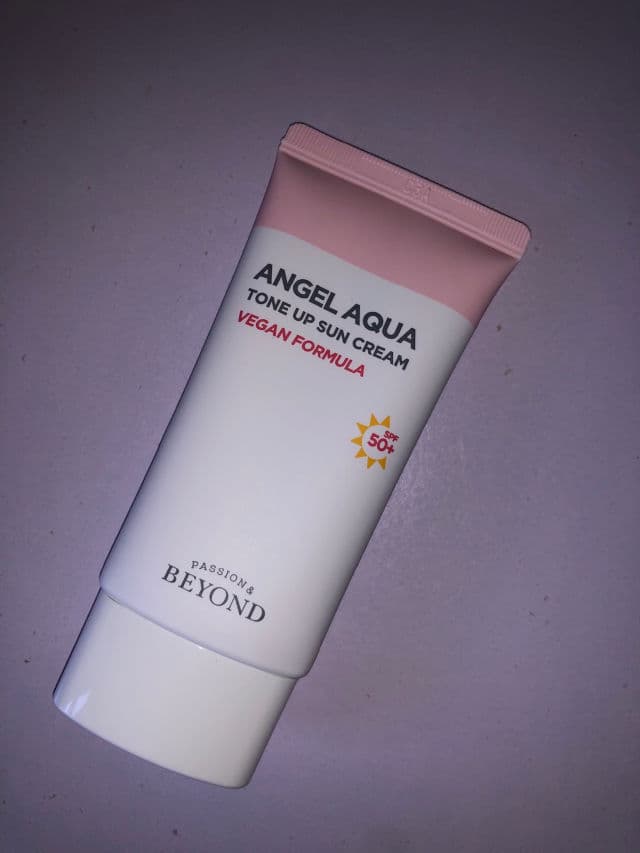 Beyond Angel Aqua Tone Up Sun Cream SPF50+ PA++++ review photo by aziram0khtar