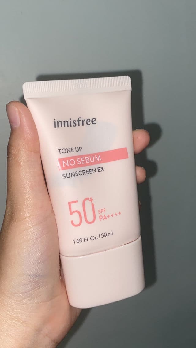 INNISFREE Tone Up No Sebum Sunscreen EX SPF50 PA++++ review photo by emptiesbydee