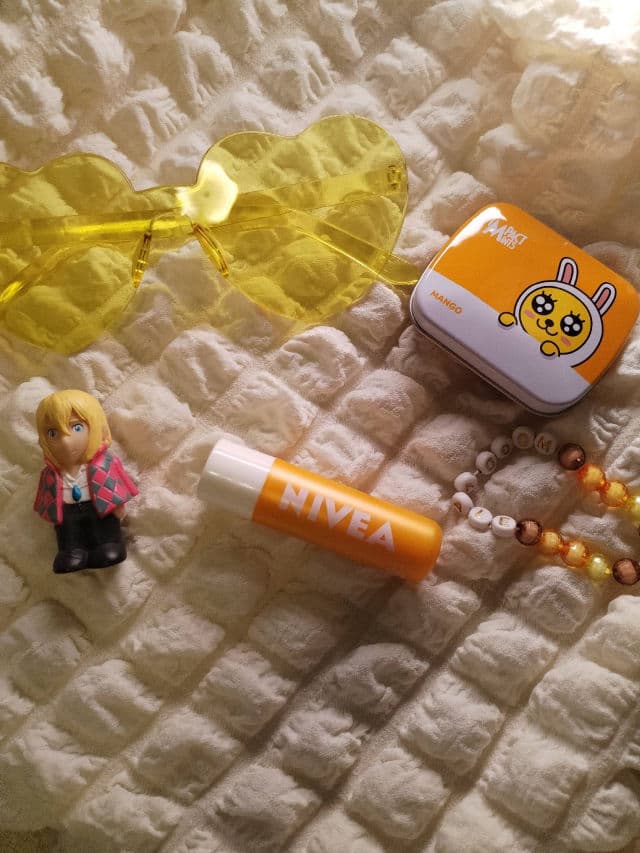Nivea Lip Sun Care SPF30 review photo by SyuenYee