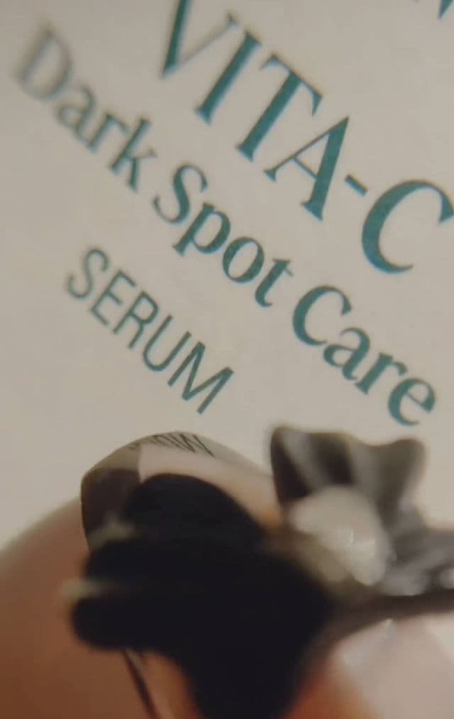 GOODAL Green Tangerine Vita C Dark Spot Care Serum review photo by praha