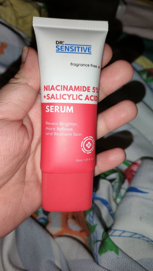 Dr. Sensitive Niacinamide 5% + Salicylic Acid Serum review photo by JANINAMARIE