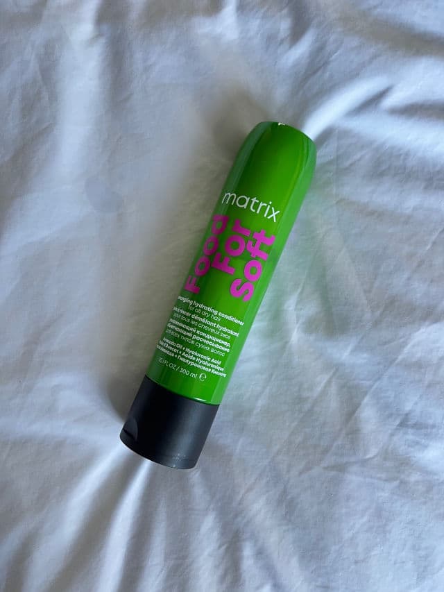 Matrix Food for Soft Detangling Hydrating Conditioner review photo by Lerouxni