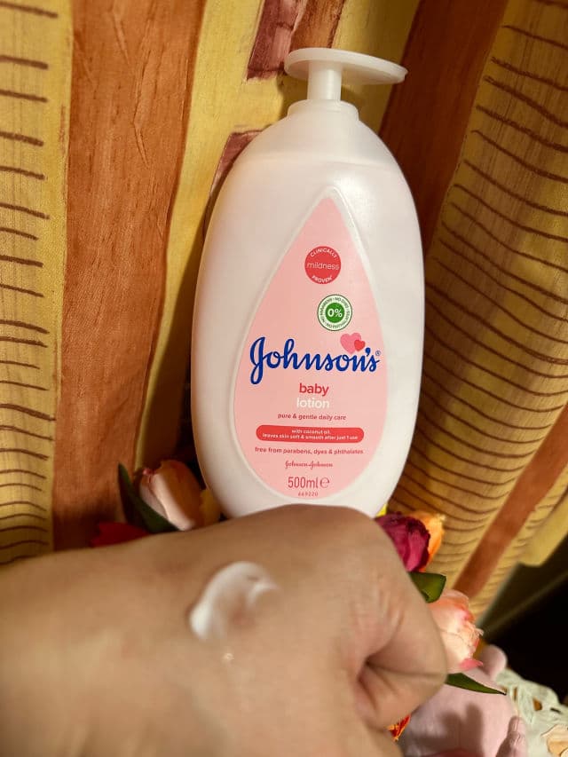 Johnson's Baby Lotion review photo by Jonadawn