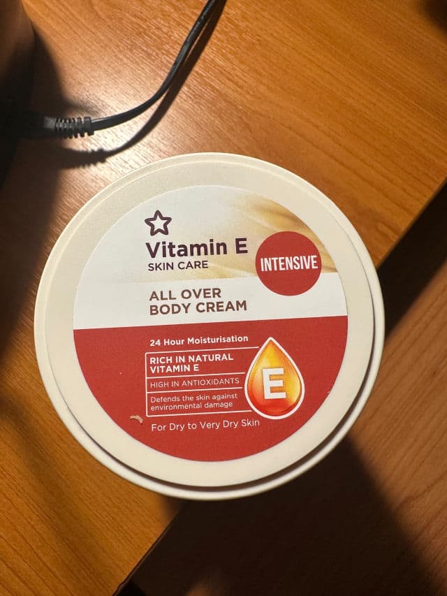 Superdrug Vitamin E Intensive All Over Body Cream review photo by Jonadawn