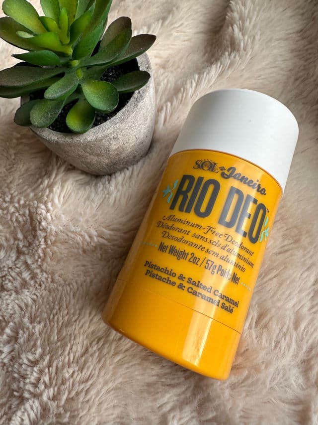 Sol de Janeiro Rio Deo Aluminum-Free Deodorant  review photo by Jonadawn