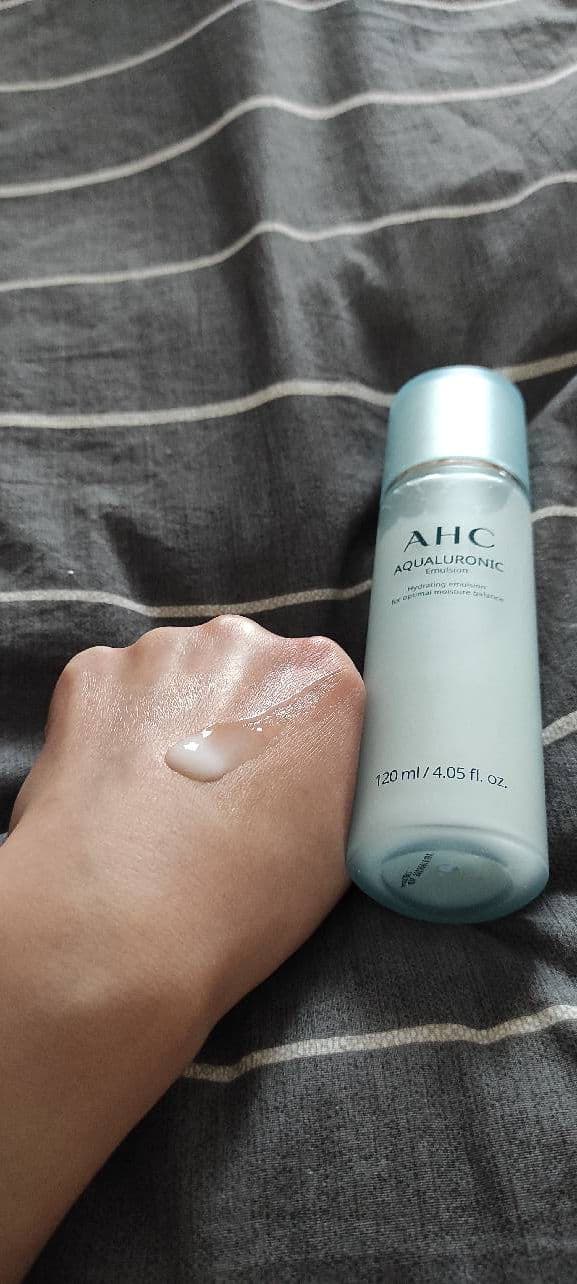 AHC Aqualuronic Emulsion review photo by Vanner