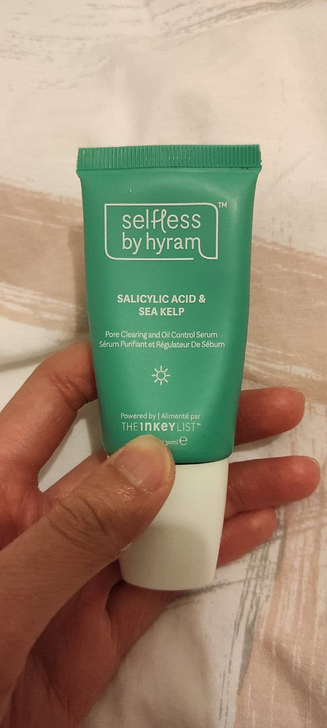 Selfless by Hyram Salicylic Acid & Sea Kelp Pore Clearing and Oil Control Serum review photo by Vanner