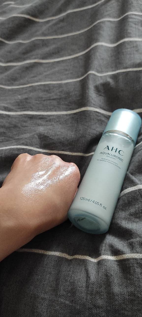 AHC Aqualuronic Emulsion review photo by Vanner