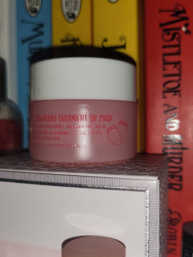 W7 Sweet Dreams Overnight Lip Mask review photo by arianna2
