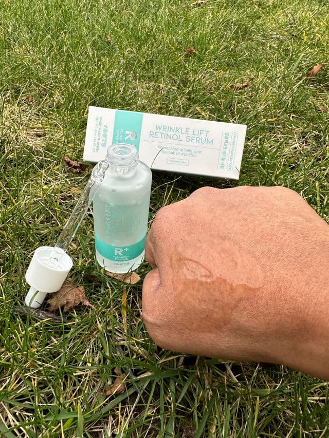 OOTD BEAUTY Wrinkle Lift Retinol Serum review photo by HonestlyNur