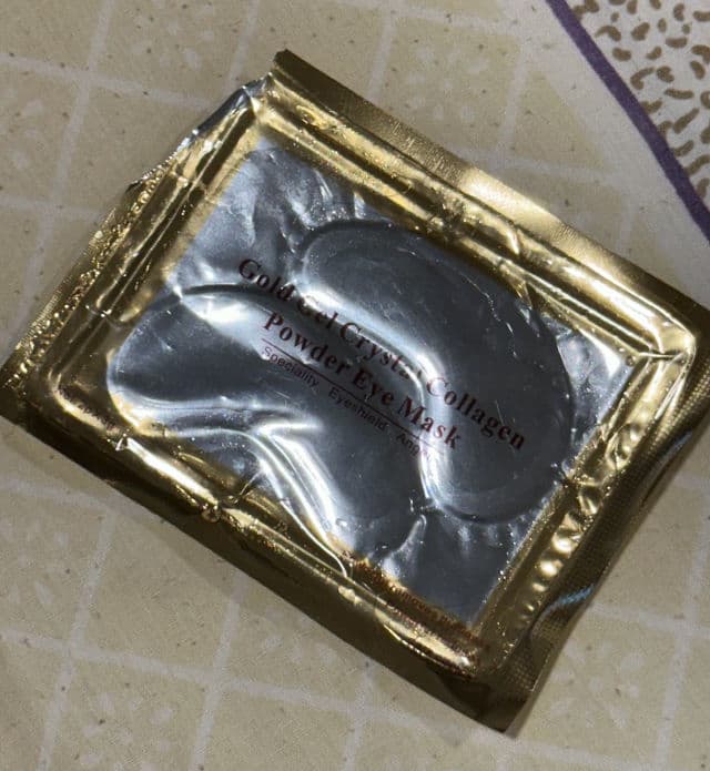 LIYALAN 24K Gold Collagen Eye Gel Patch review photo by HonestlyNur