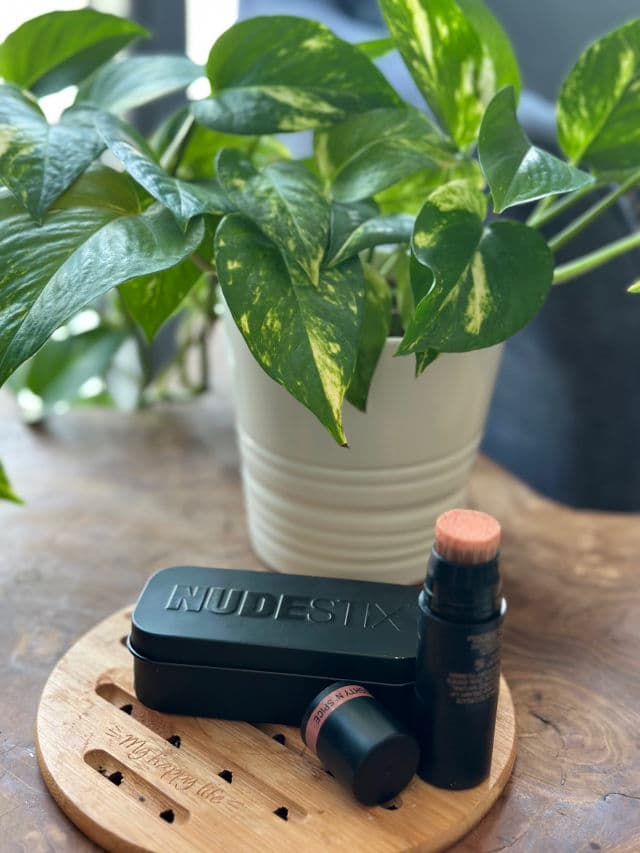 Nudestix Sunset Gold review photo by NehaW