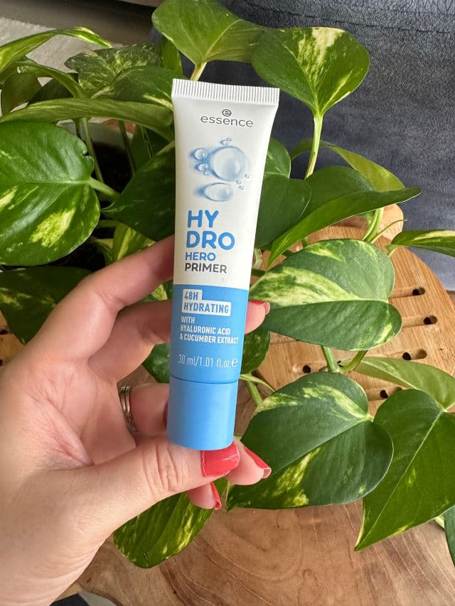 Essence Hydro Hero Primer review photo by NehaW