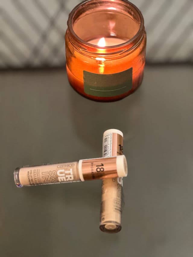 Catrice 001 Neutral Swan review photo by NehaW