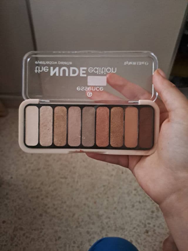 Essence The Nude Edition Eyeshadow Palette review photo by zaineb291
