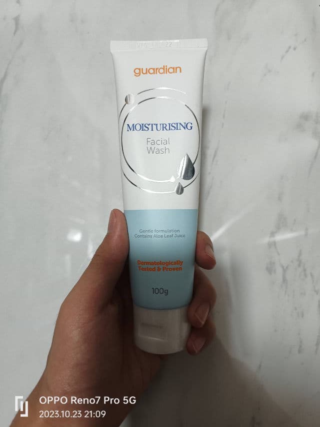 Guardian Moisturising Facial Wash review photo by CrypticCipherMaster