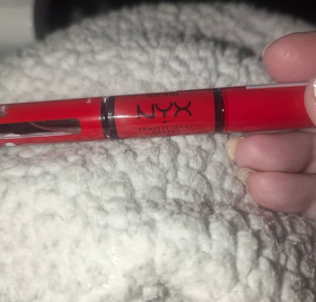 Nyx Cosmetics Shine Loud High Shine Lip Color review photo by carolb