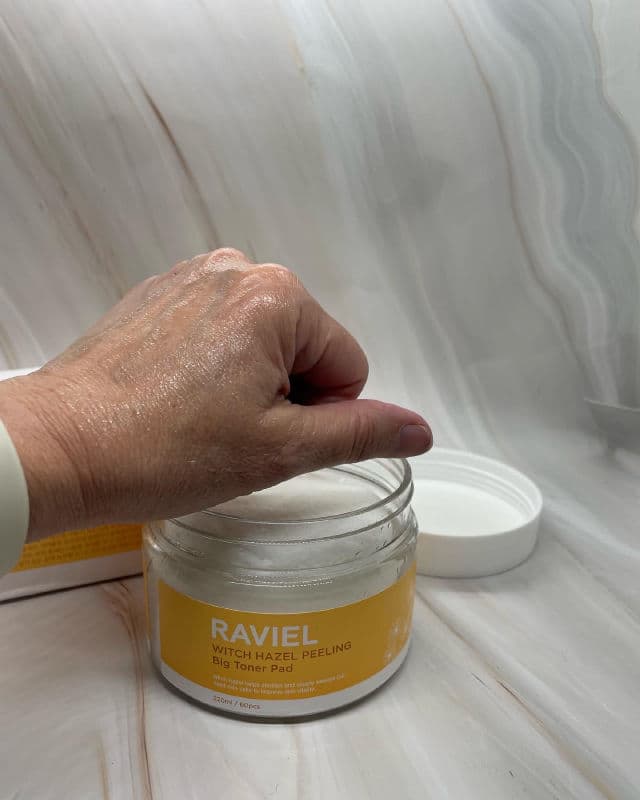 RAVIEL Witch Hazel Big Toner Pad review photo by Sharonspendstoomuch