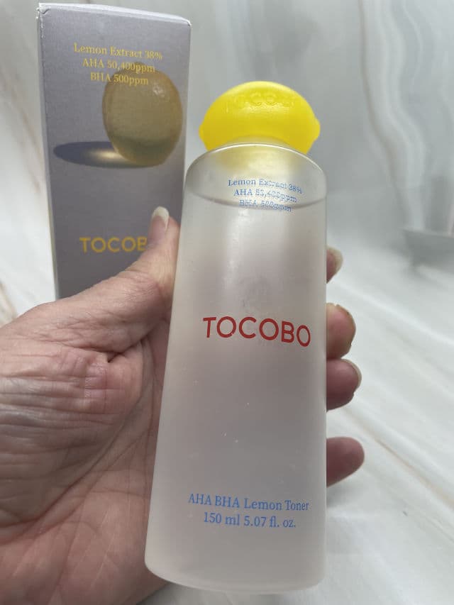 Tocobo AHA BHA Lemon Toner review photo by Sharonspendstoomuch