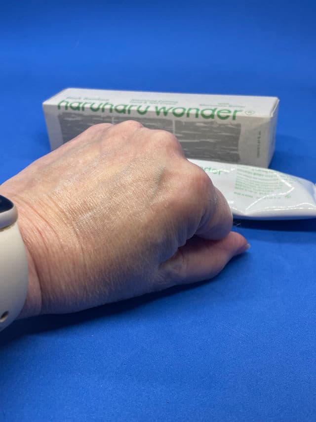 HaruHaru WONDER Black Bamboo Nourishing Calming Hand & Nail Cream review photo by Sharonspendstoomuch