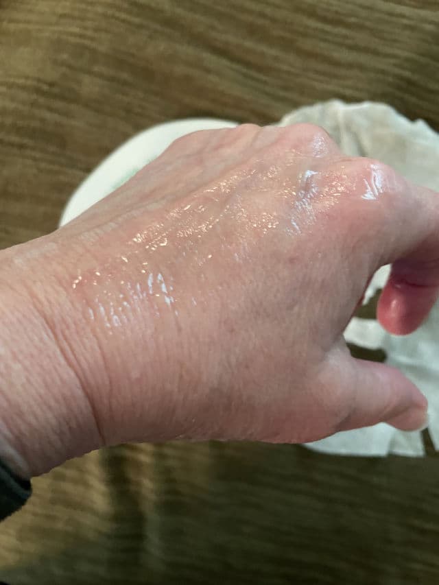 BANOBAGI Anti-Wrinkle Whitening Vita Genic Relaxing Jelly Mask review photo by Sharonspendstoomuch