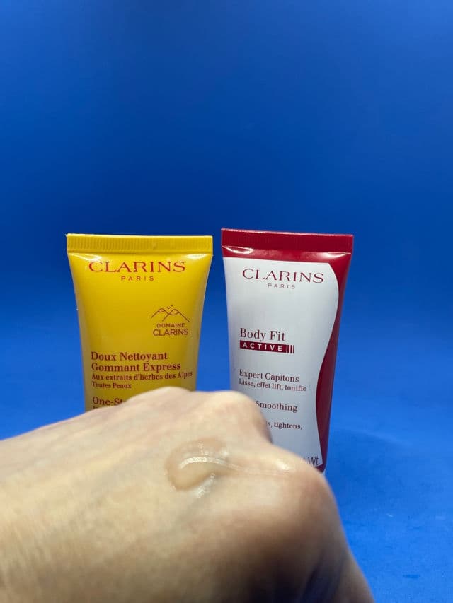 Clarins One-Step Gentle Exfoliating Cleanser review photo by Sharonspendstoomuch