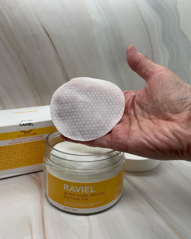 RAVIEL Witch Hazel Big Toner Pad review photo by Sharonspendstoomuch