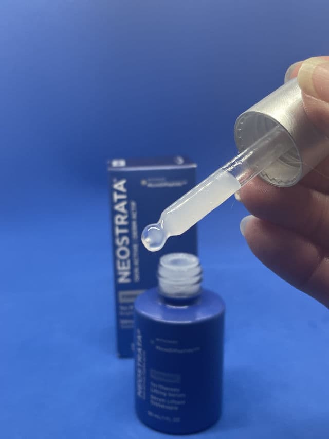 NeoStrata Tri-Therapy Lifting Serum review photo by Sharonspendstoomuch
