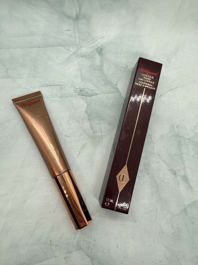 Charlotte Tilbury The Hollywood Contour Duo review photo by Sharonspendstoomuch